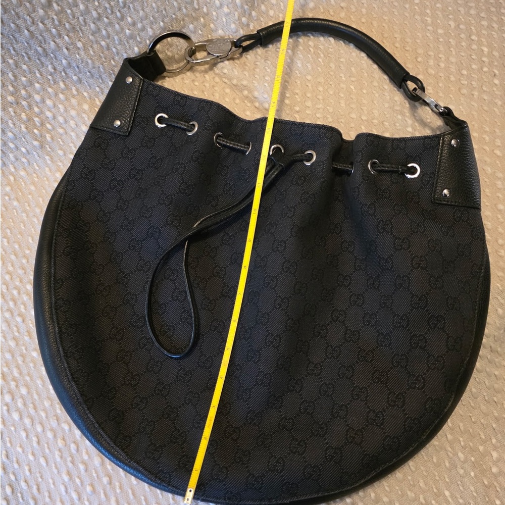 Authentic GUCCI black denim crescent shoulder bag - Picture 5 of 16